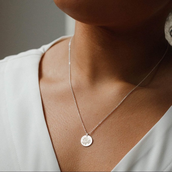 Peony November Birth Flower Engraved Boho Necklace - Picture 2 of 16